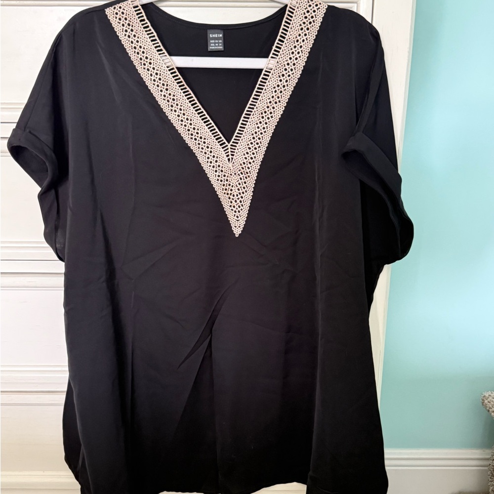 SHEIN Black Top with Cream V-Neck Detail